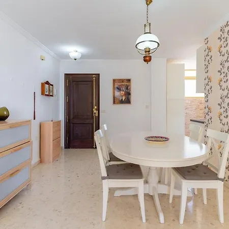 3 Bedroom Close To The Daire Benalmádena